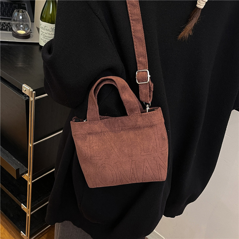 New Retro Suede Crossbody Bag  – обзор и цена Embroidery Keychain